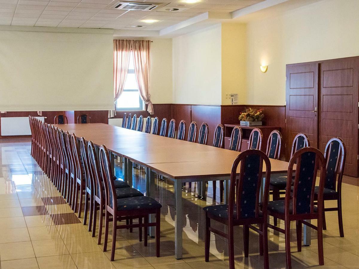 Hotel Restauracja Autos Solec Kujawski Kültér fotó